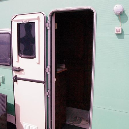 千代丸コンテナハウス Hotell Uwajima Exteriör bild