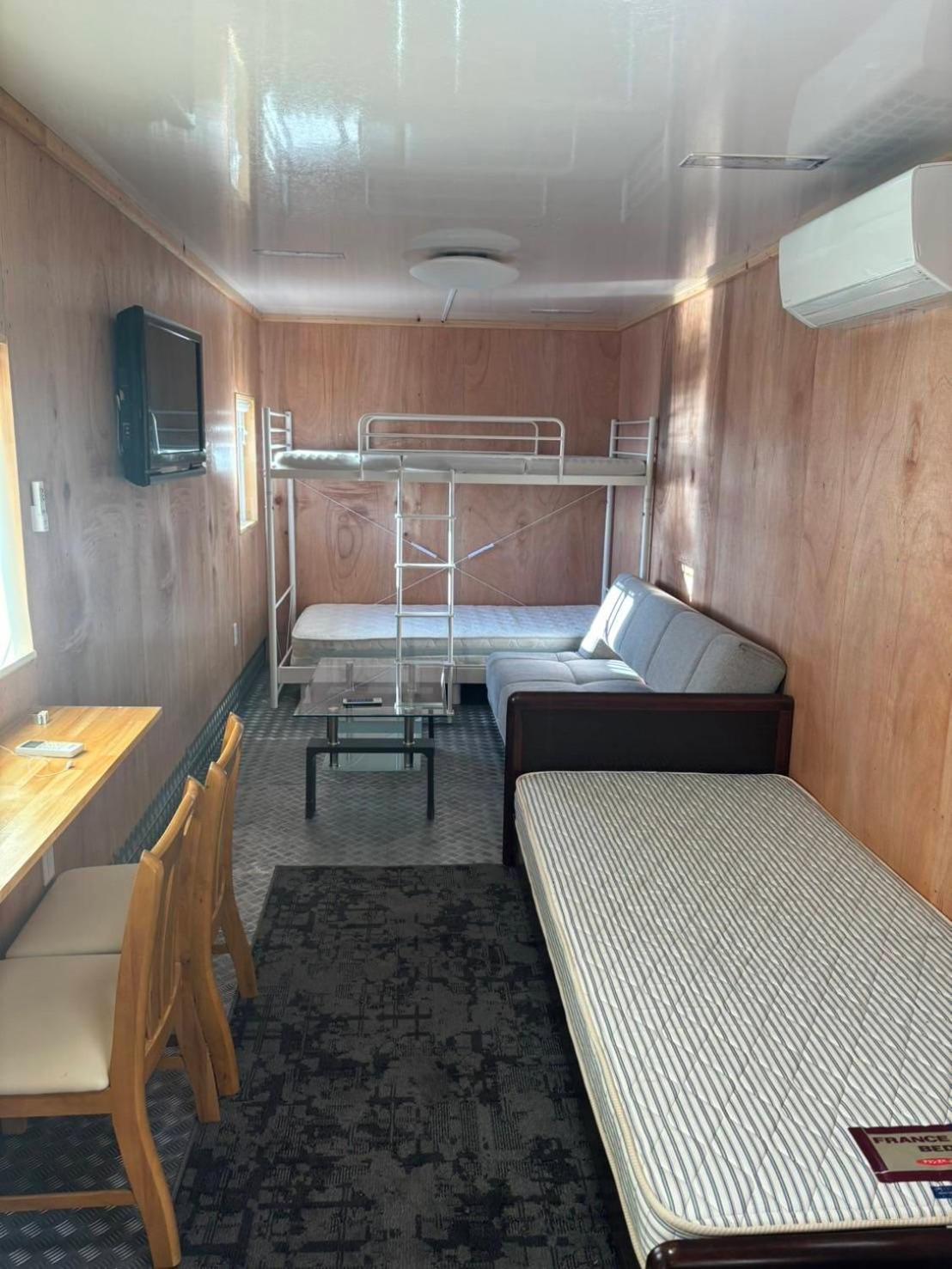 千代丸コンテナハウス Hotell Uwajima Exteriör bild
